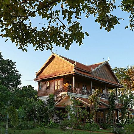 Green Plateau Lodge Banlung Exterior photo